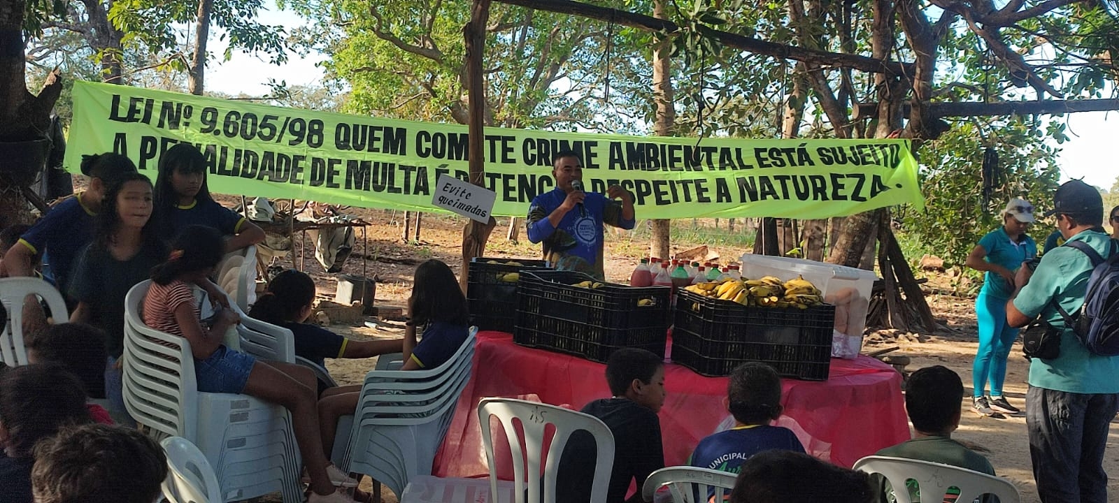 Educação Além da Sala de Aula: Palestra Ambiental Leva Conscientização a Escolas e Comunidade