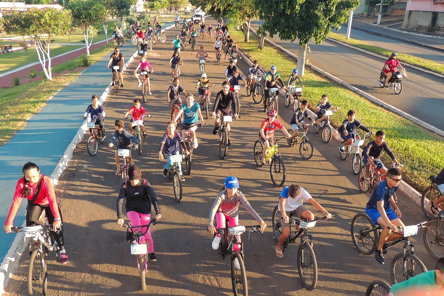 Pequizeiro realiza a 4ª Pedalada Ecológica em celebração ao Dia Mundial do Meio Ambiente