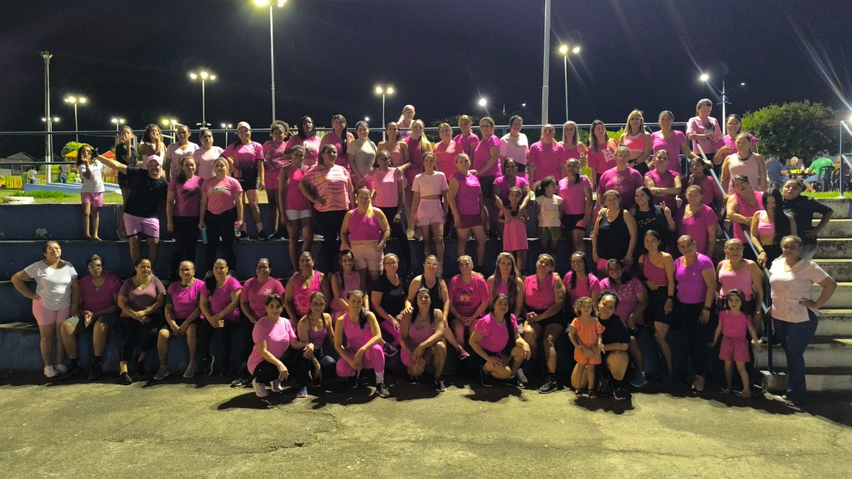 Zumba em alusão ao Outubro Rosa é realizada em Pequizeiro Zumba em alusão ao Outubro Rosa é realizada em Pequizeiro