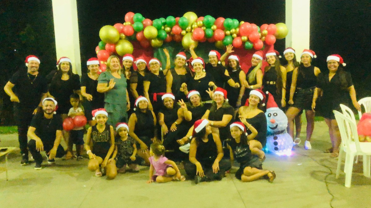 Grupo de Zumba realiza confraternização no P.A. Progresso